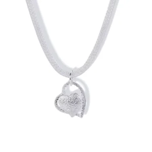 Collar Malla Plateado Con Colgante Corazón Collar Malla Plateado Con Colgante Corazón
