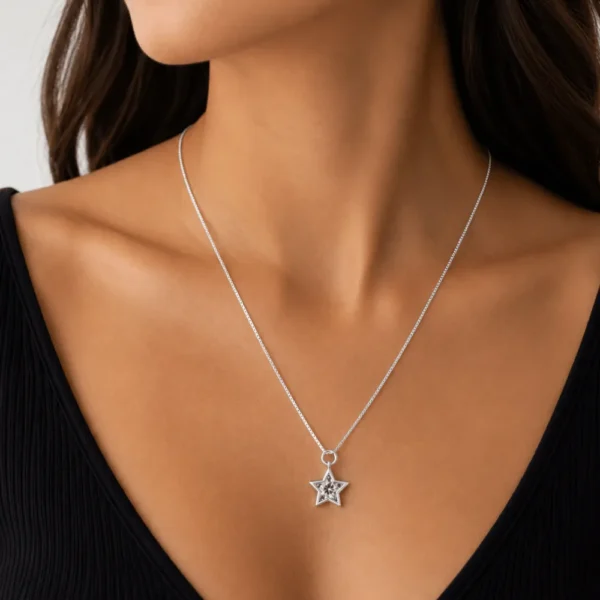 Collar con Colgante Estrella Plata Modelo Collar con Colgante Estrella Plata Modelo