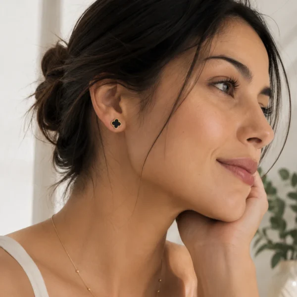 Aros Trébol de la Suerte con Ónix Lifestyle Aros Trébol de la Suerte con Ónix Lifestyle